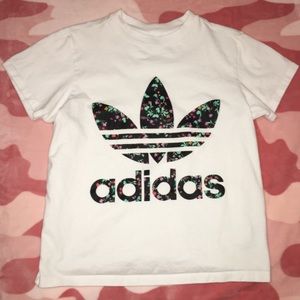 Adidas tshirt